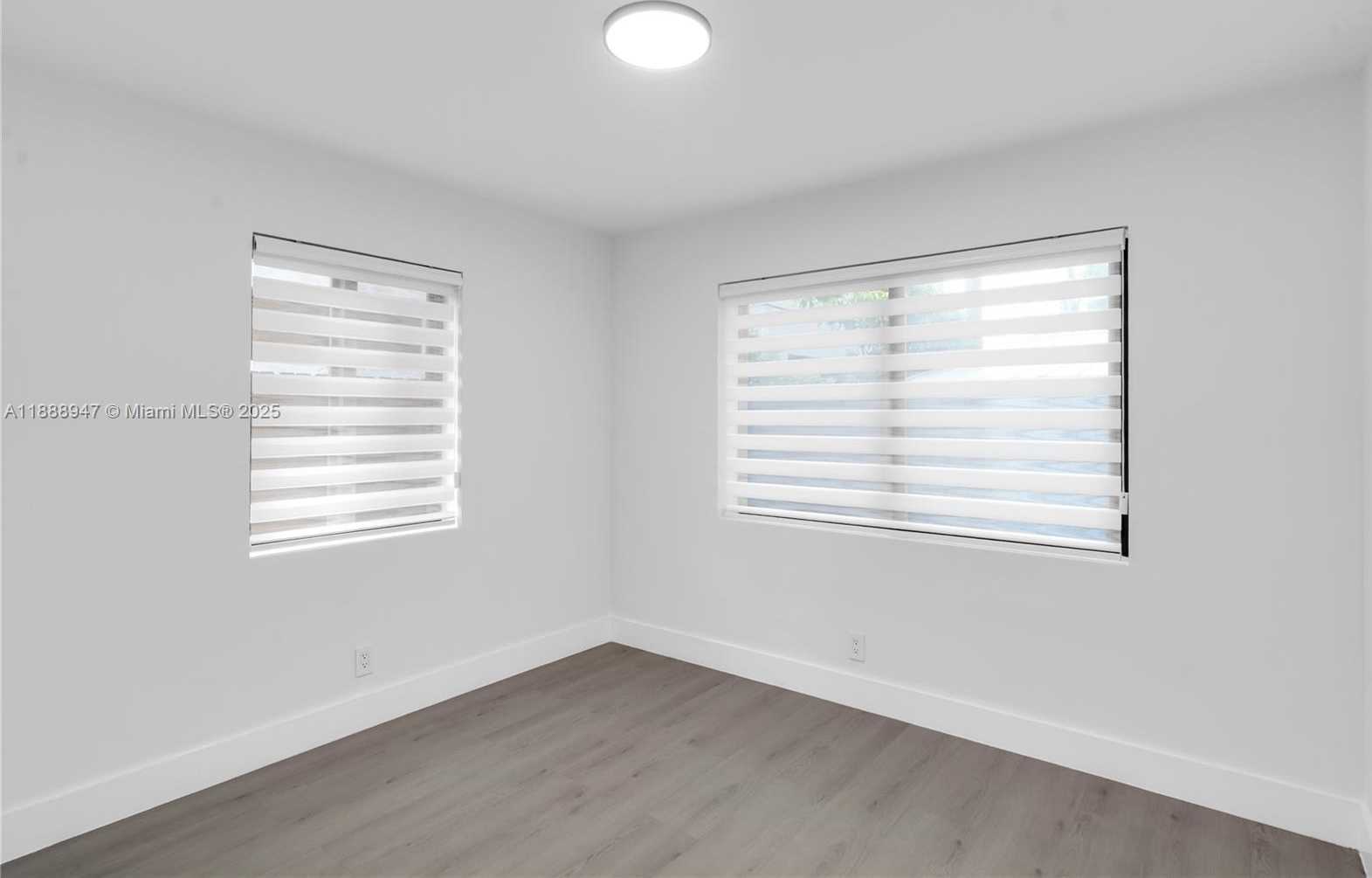 Small Image of 1341 SOUTH EAST 10TH AVE, Fort Lauderdale Number 10