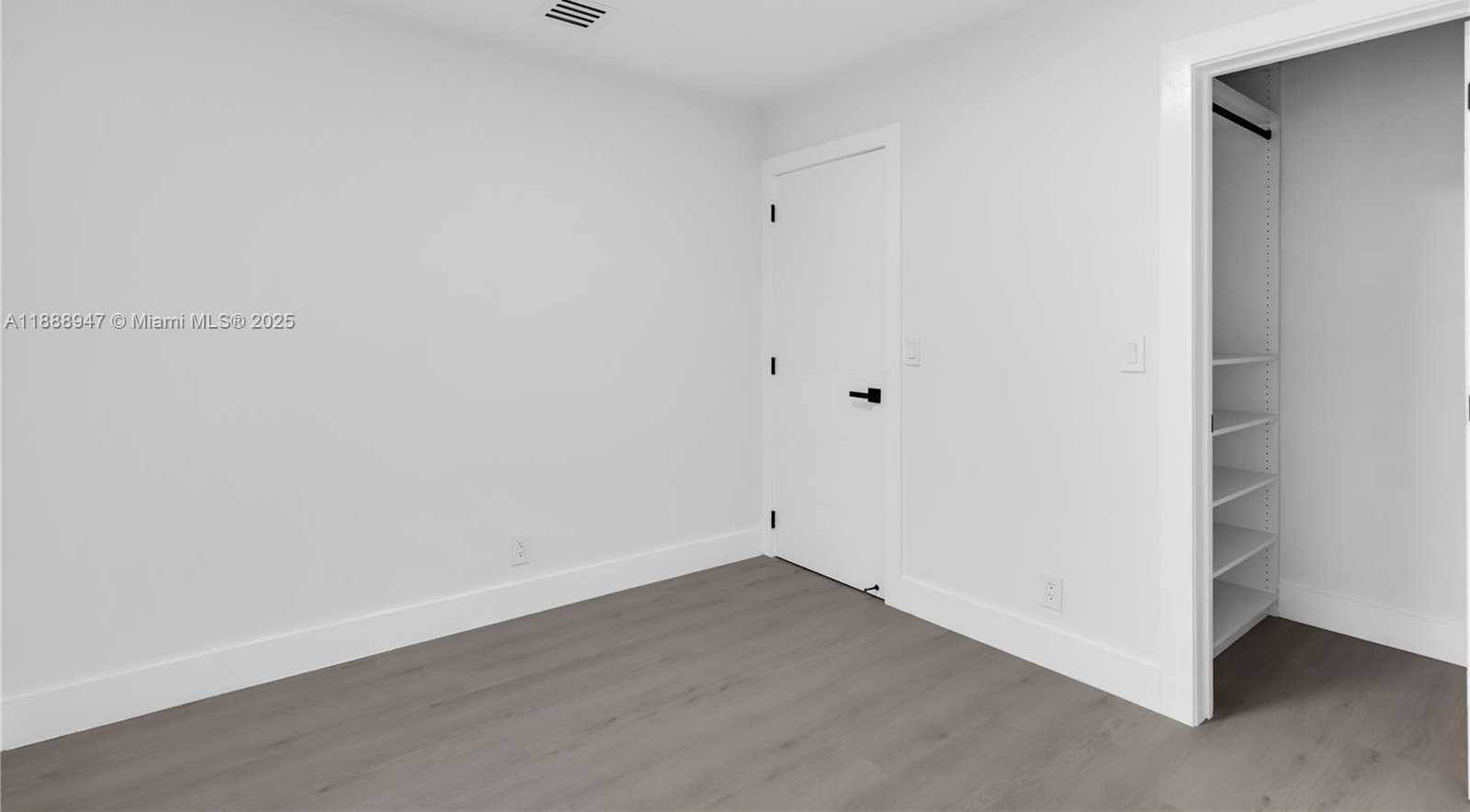 Small Image of 1341 SOUTH EAST 10TH AVE, Fort Lauderdale Number 11