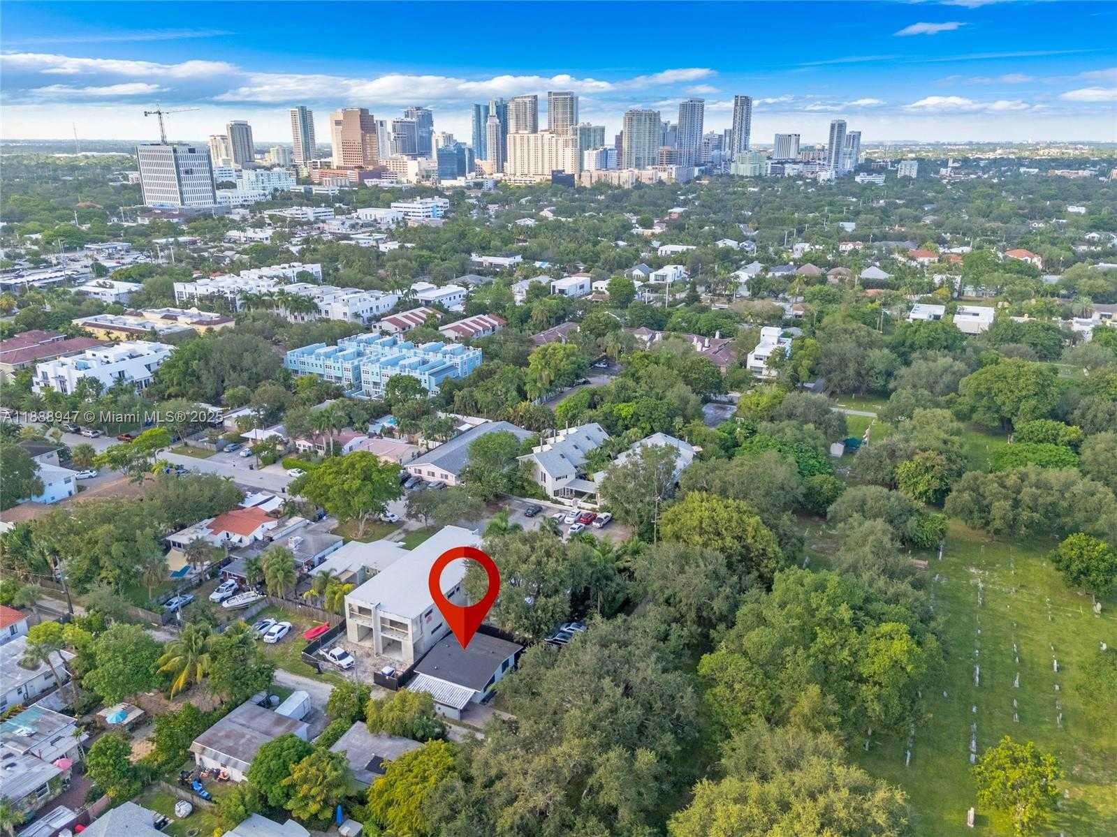 Small Image of 1341 SOUTH EAST 10TH AVE, Fort Lauderdale Number 22