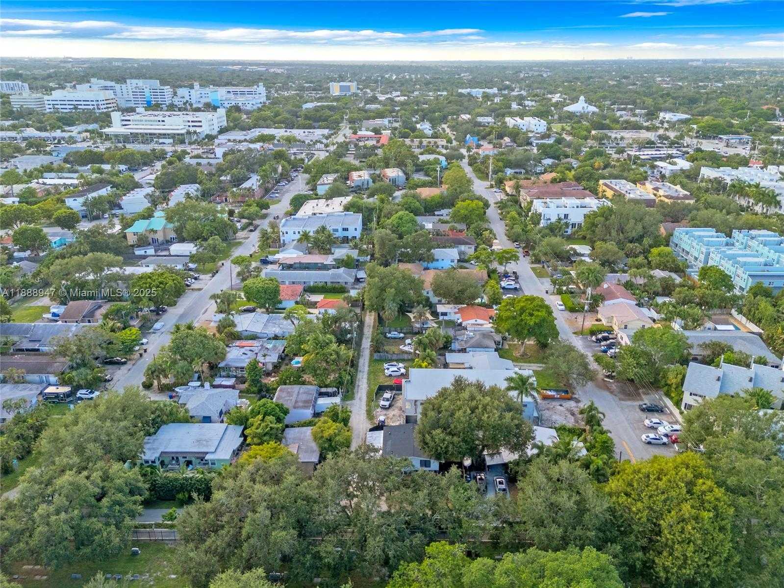Small Image of 1341 SOUTH EAST 10TH AVE, Fort Lauderdale Number 25