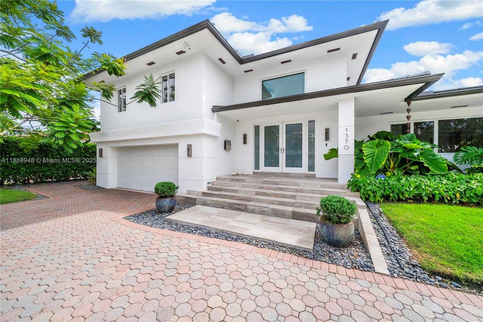 Small Image of 1370 NORTH EAST 103RD ST, Miami Shores Number 10