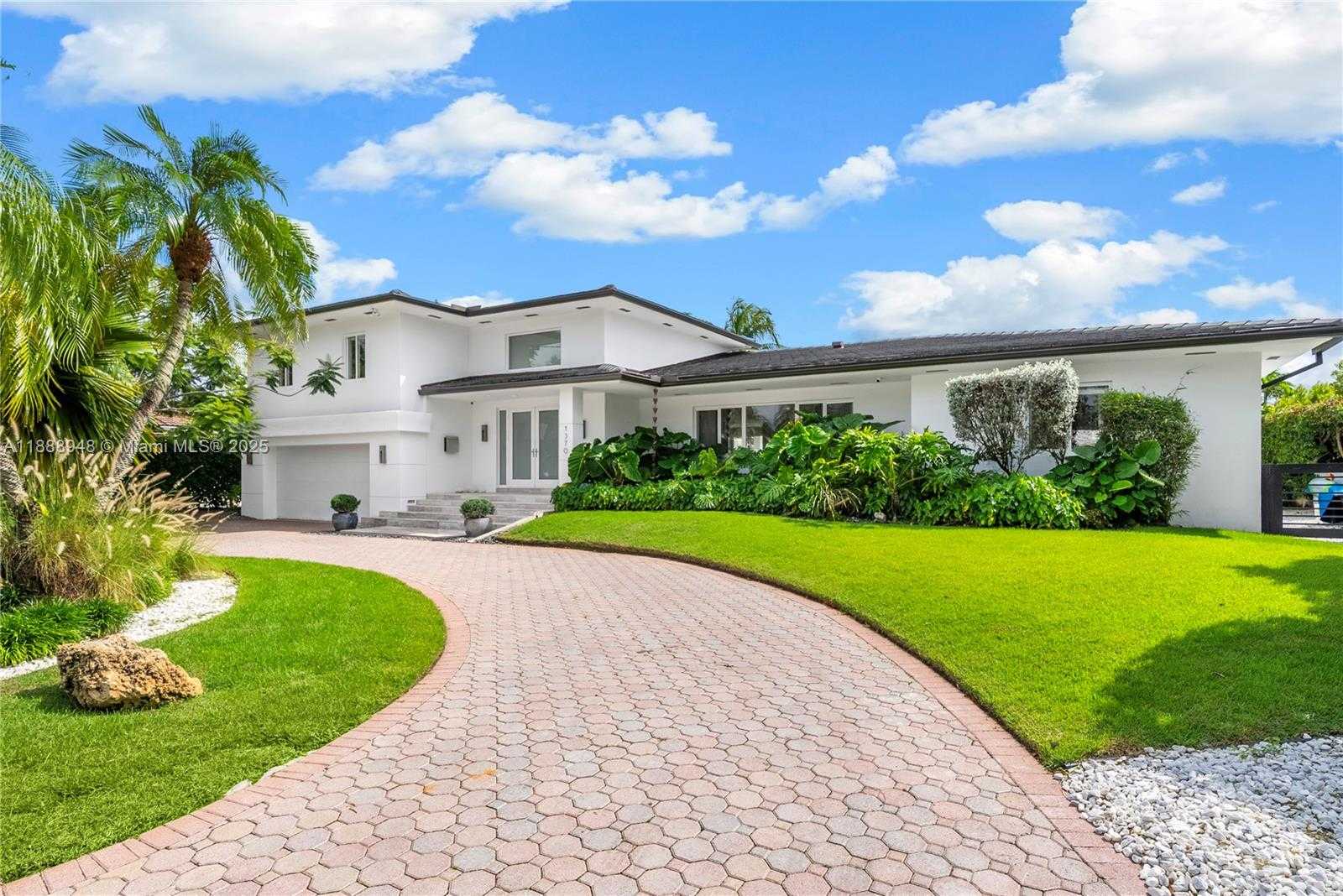 Small Image of 1370 NORTH EAST 103RD ST, Miami Shores Number 9