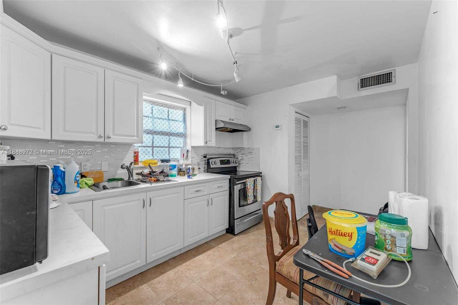 Small Image of 174 CORRINE PL, Key Largo Number 15