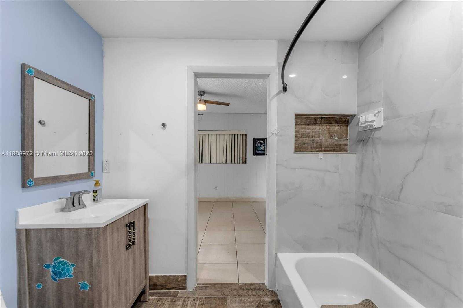 Small Image of 174 CORRINE PL, Key Largo Number 25