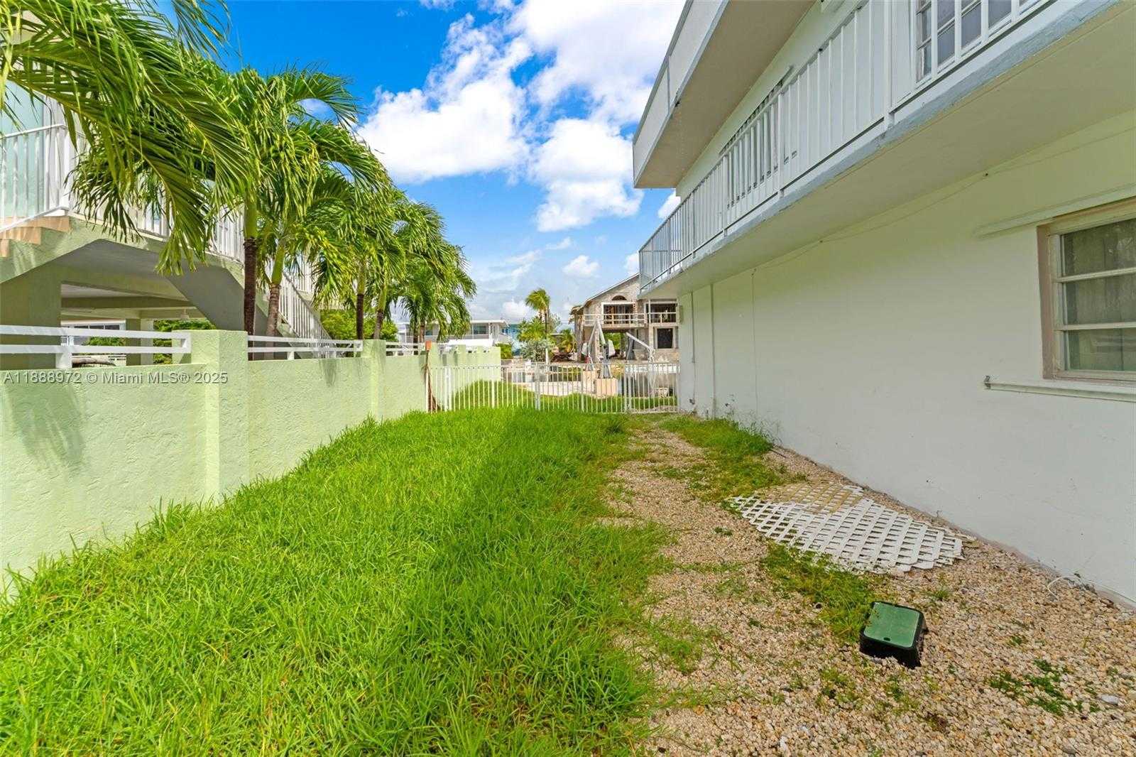 Small Image of 174 CORRINE PL, Key Largo Number 35