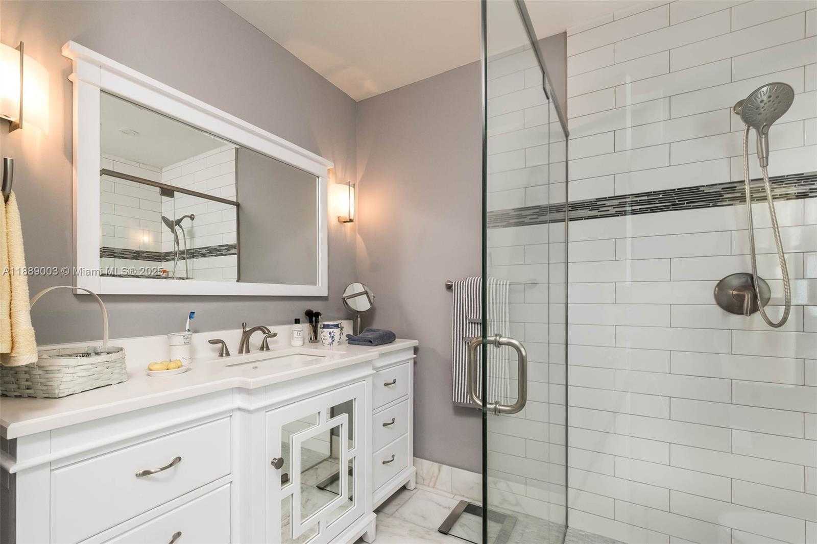 Small Image of 8241 SOUTH WEST 142ND ST, Palmetto Bay Number 14