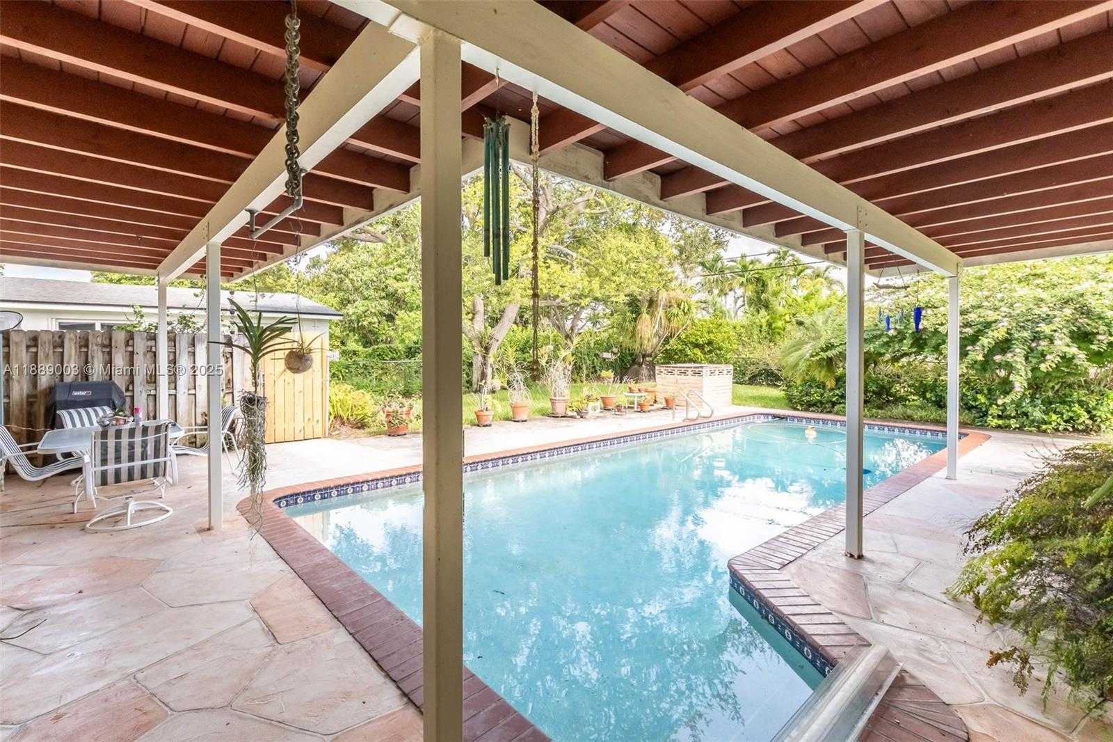 Small Image of 8241 SOUTH WEST 142ND ST, Palmetto Bay Number 20