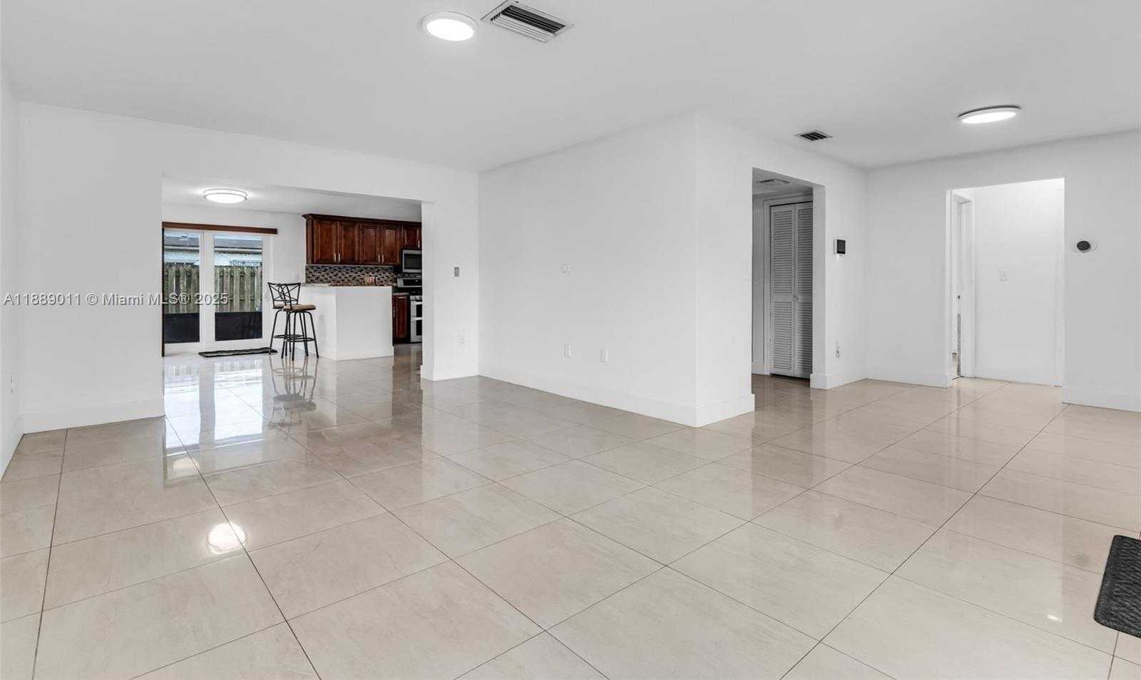 Small Image of 8310 NORTH WEST 26TH ST, Sunrise Number 2