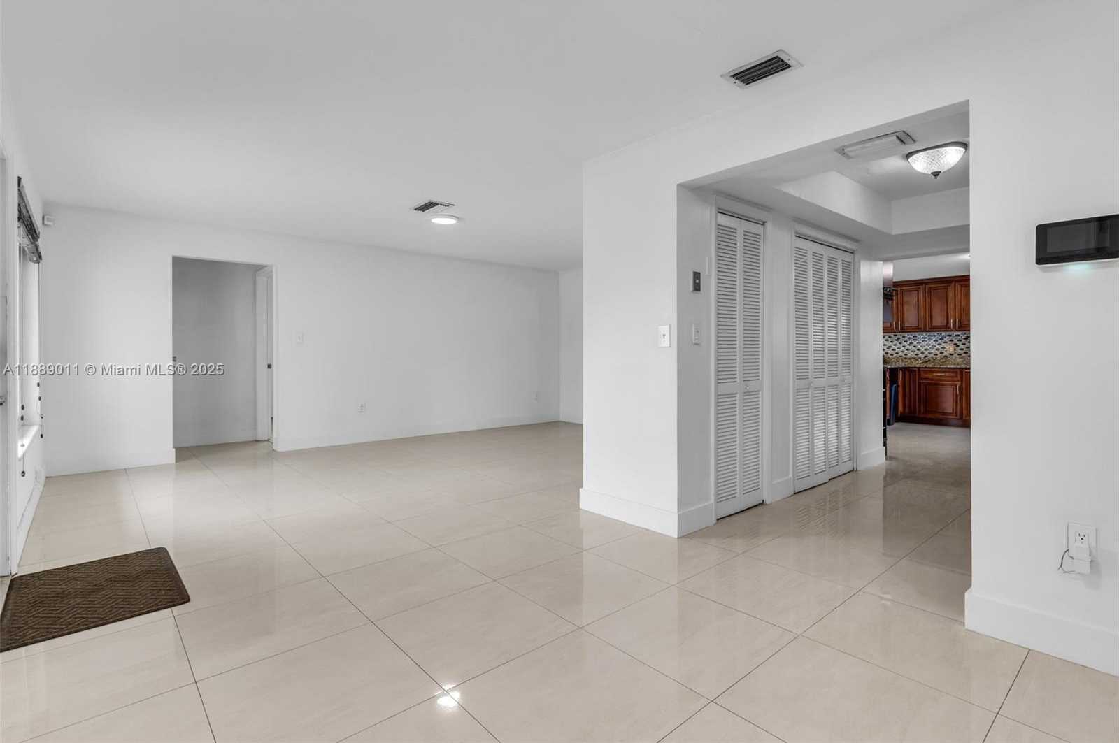 Small Image of 8310 NORTH WEST 26TH ST, Sunrise Number 5