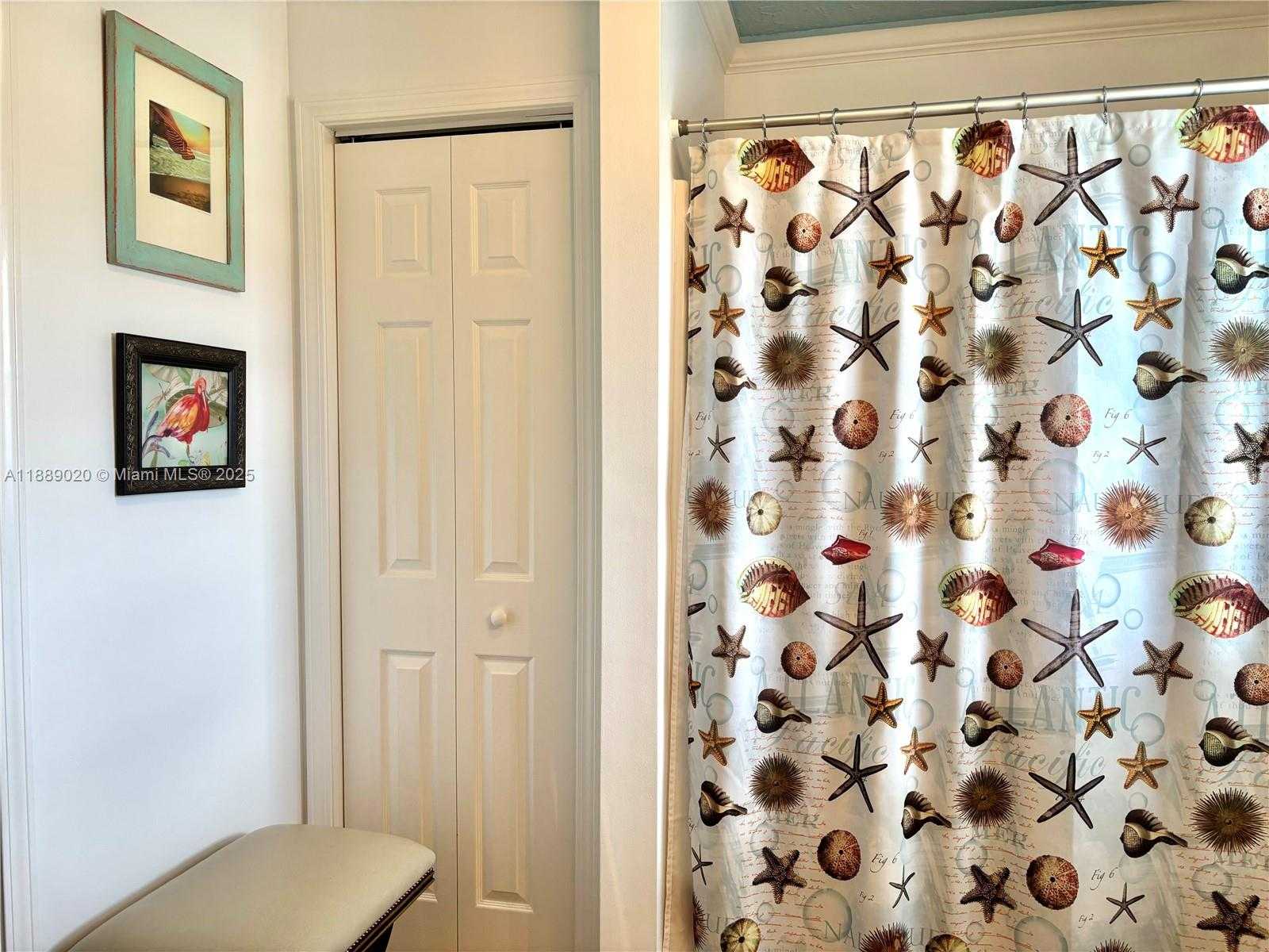 Small Image of 155 AIRSTREAM LN, Tavernier Number 34