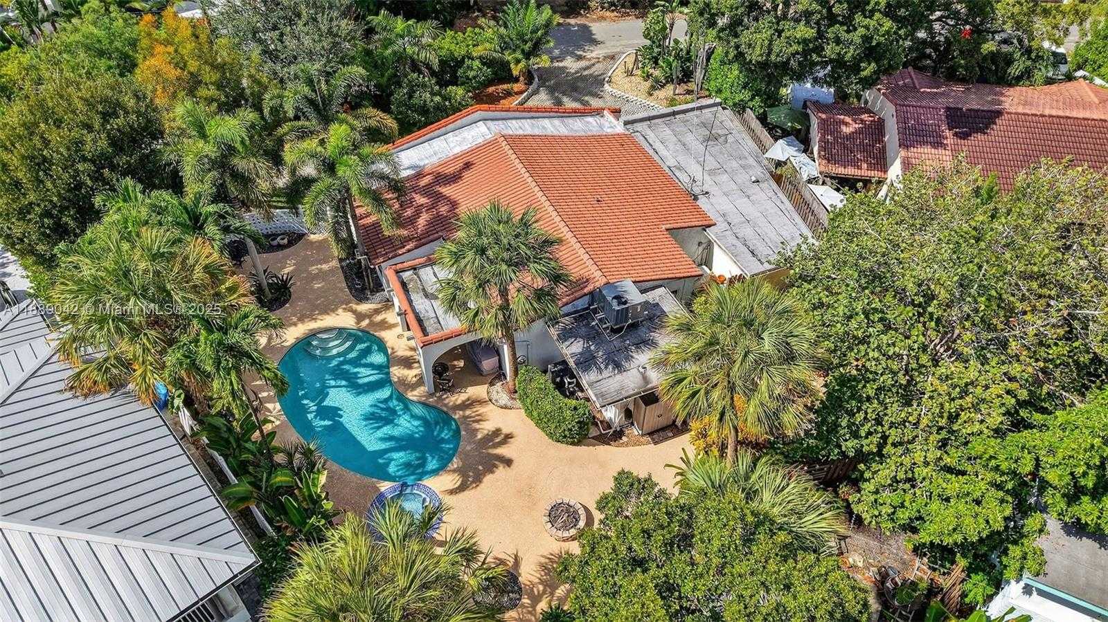 Small Image of 716 COCONUT DR, Fort Lauderdale Number 53