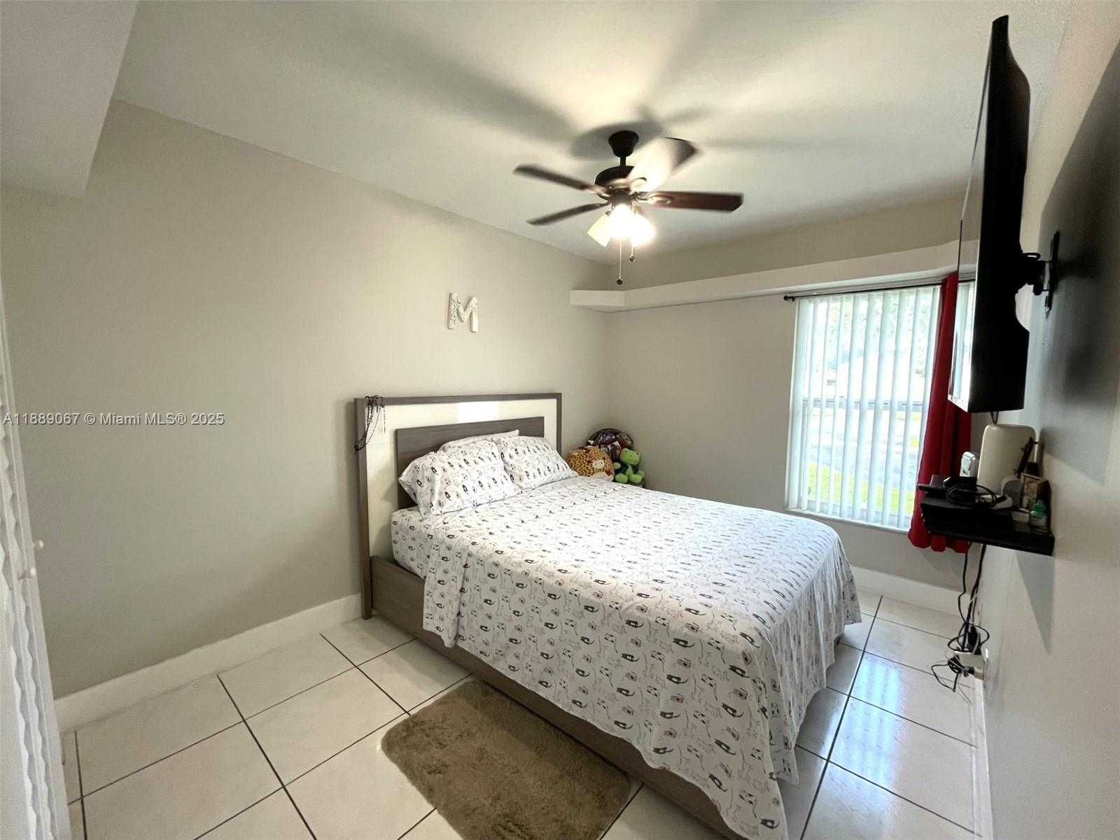 Small Image of 1213 SOUTH WEST 82ND AVE, North Lauderdale Number 14