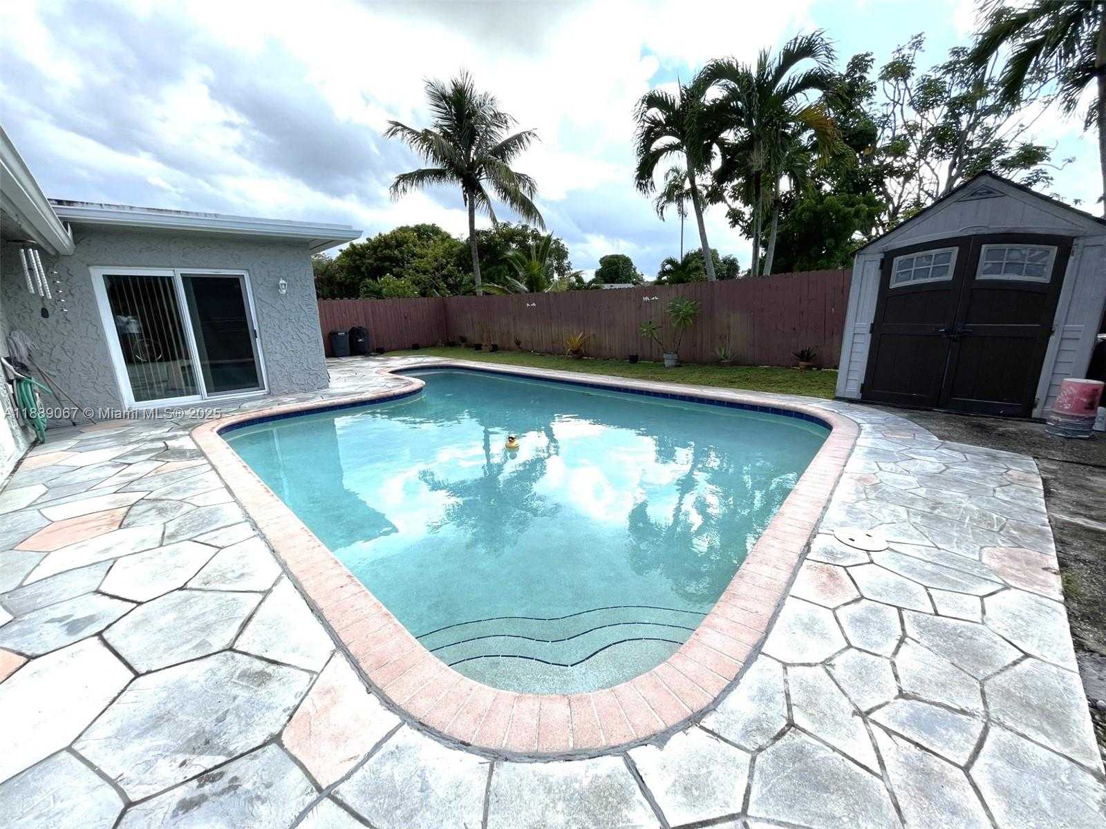Small Image of 1213 SOUTH WEST 82ND AVE, North Lauderdale Number 23