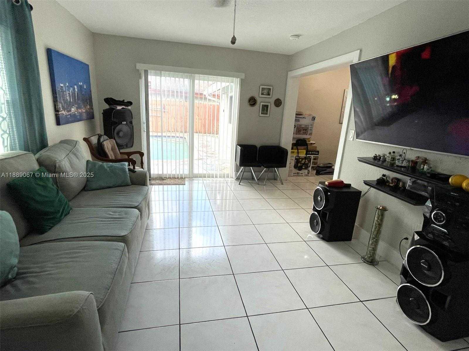 Small Image of 1213 SOUTH WEST 82ND AVE, North Lauderdale Number 7