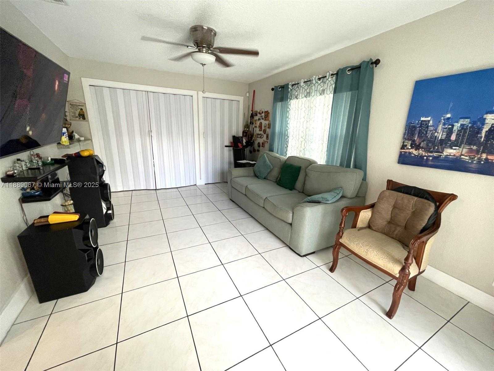Small Image of 1213 SOUTH WEST 82ND AVE, North Lauderdale Number 8