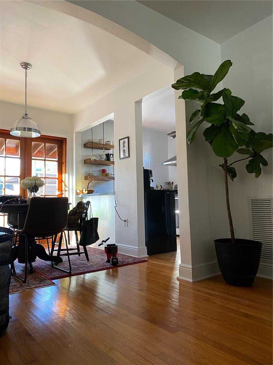 Small Image of 3160 SOUTH WEST 19TH TER, Miami Number 50