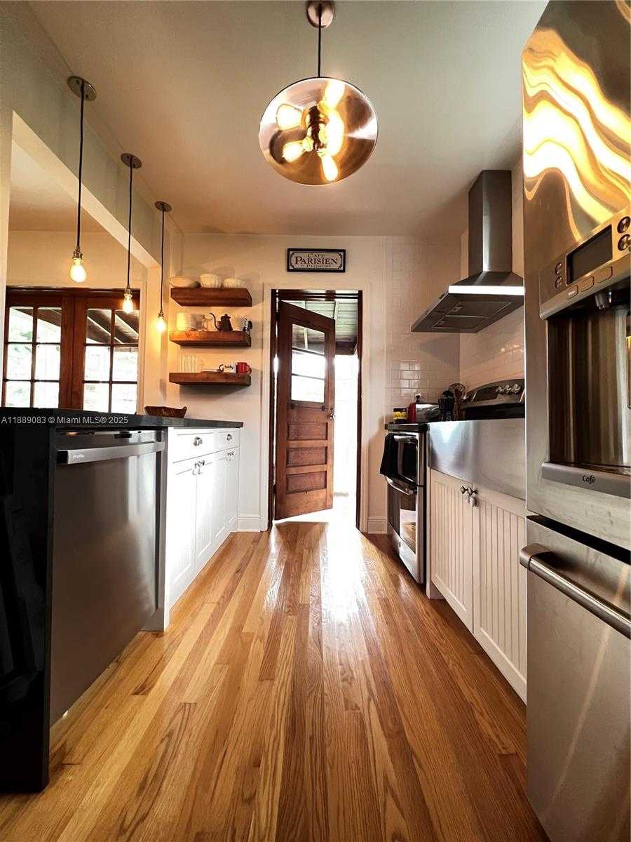 Small Image of 3160 SOUTH WEST 19TH TER, Miami Number 55