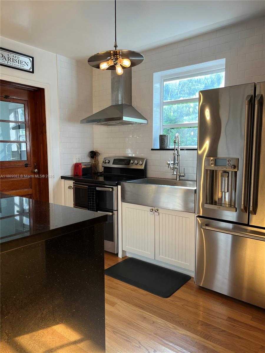 Small Image of 3160 SOUTH WEST 19TH TER, Miami Number 66