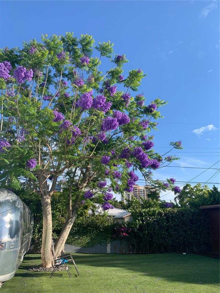Small Image of 3160 SOUTH WEST 19TH TER, Miami Number 82