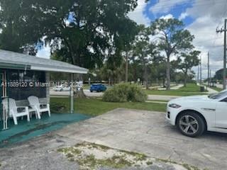 Small Image of Oakland Park Number 10