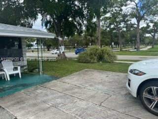 Small Image of Oakland Park Number 9