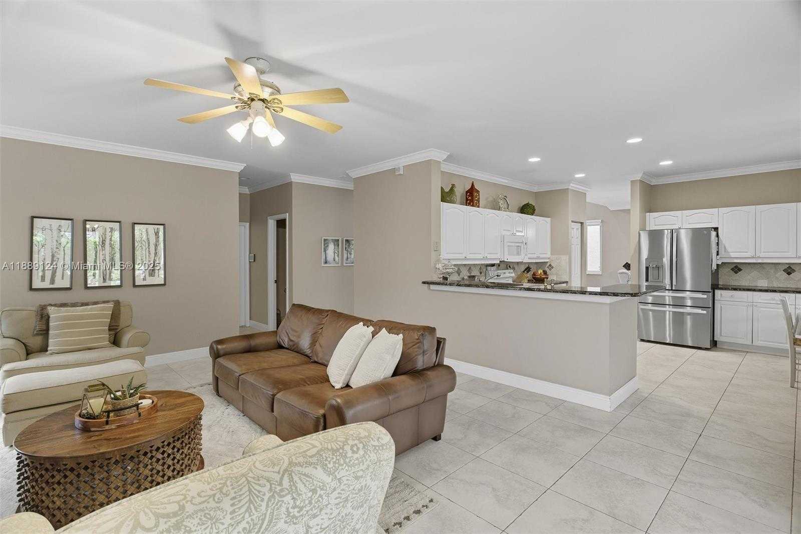 Small Image of 4195 PALMETTO TRL, Weston Number 14