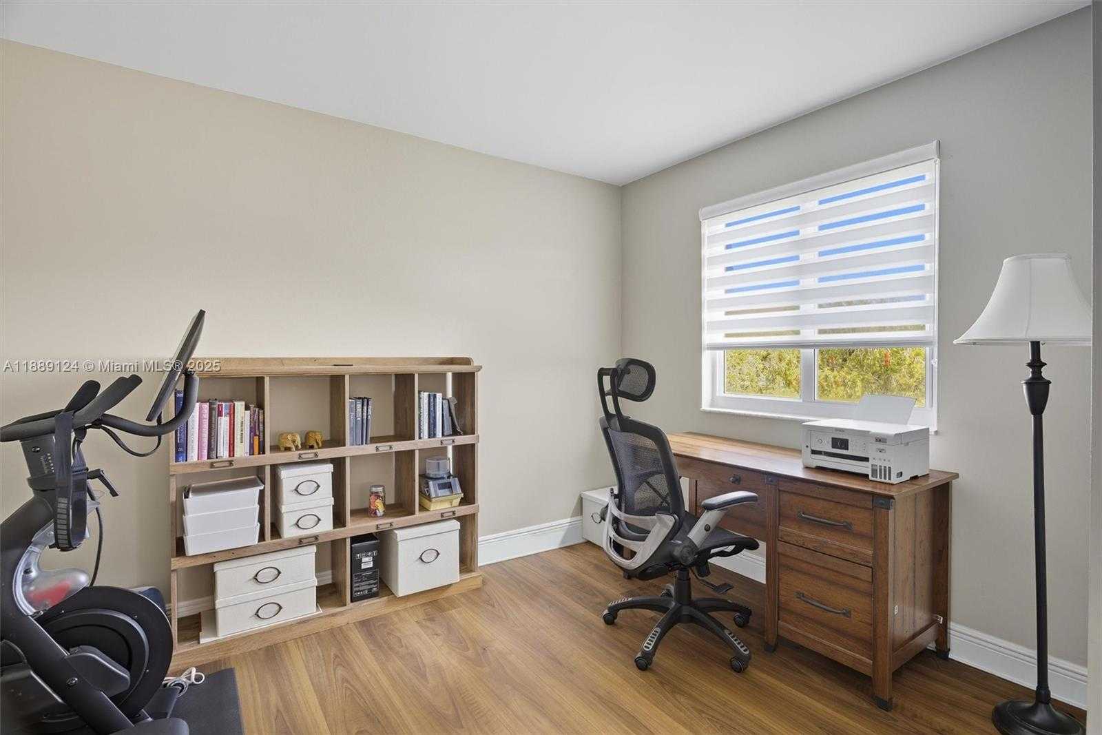 Small Image of 4195 PALMETTO TRL, Weston Number 25