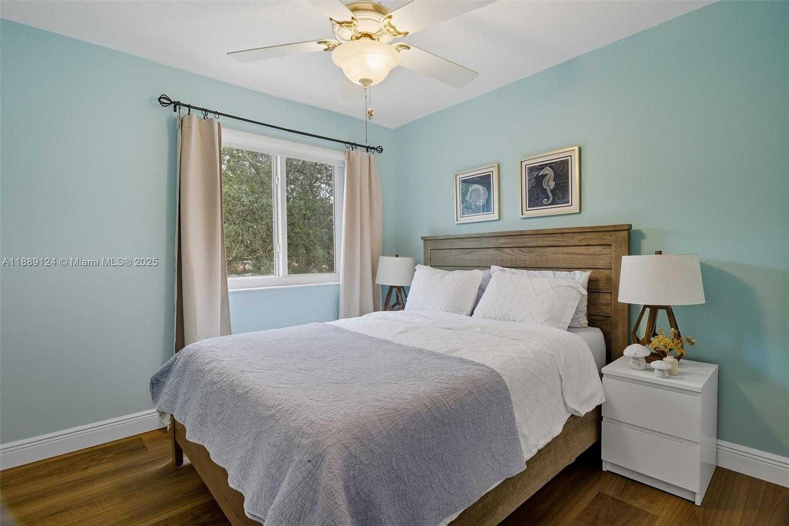 Small Image of 4195 PALMETTO TRL, Weston Number 31