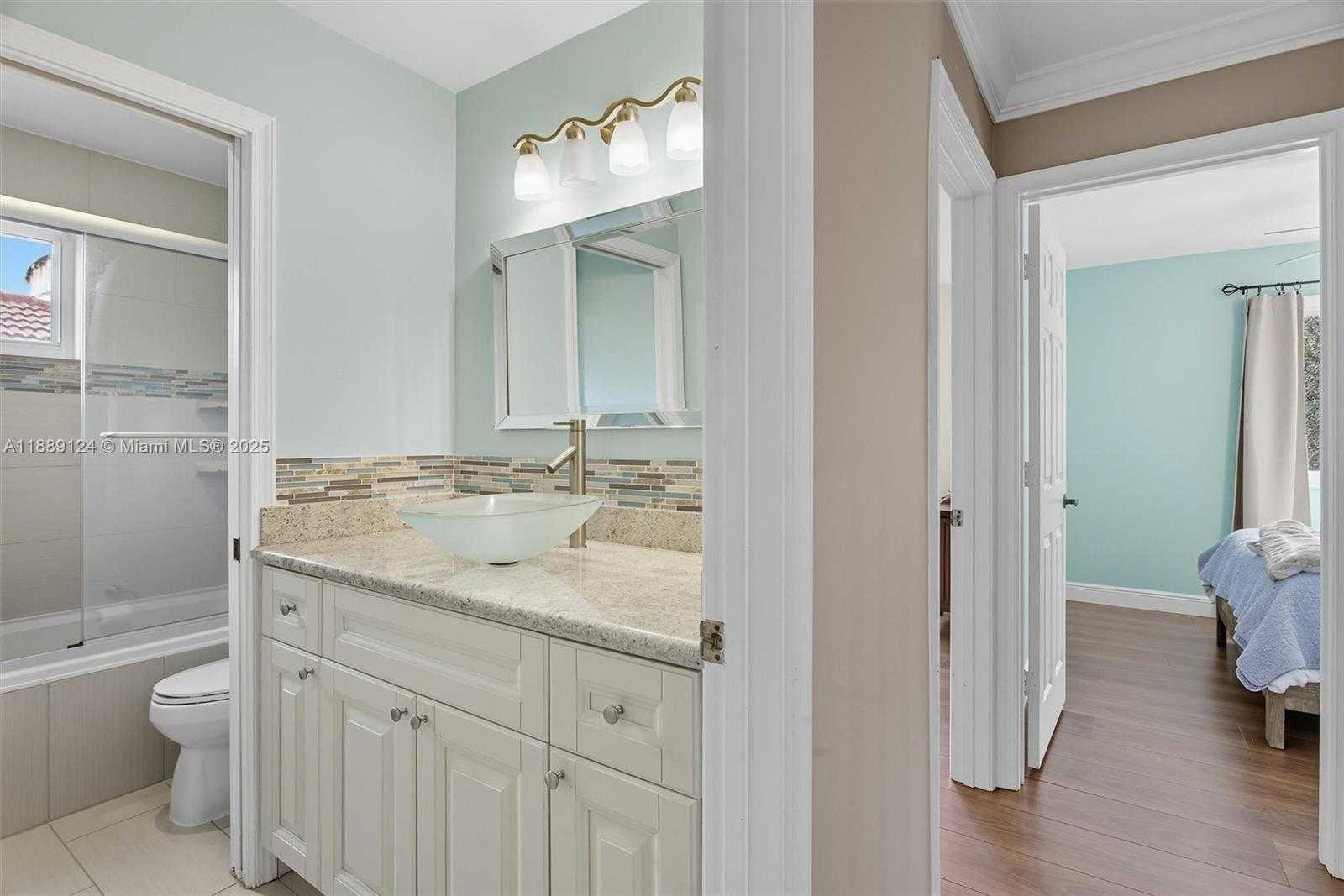 Small Image of 4195 PALMETTO TRL, Weston Number 34