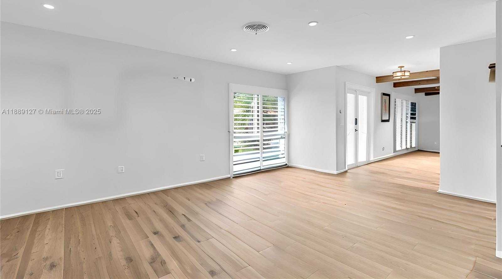 Small Image of 7211 BAMBOO ST, Miami Lakes Number 10