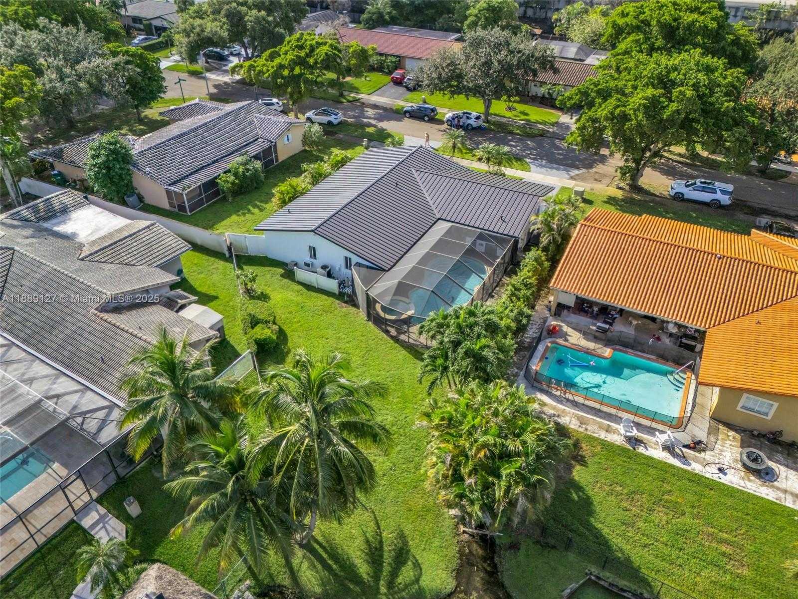 Small Image of 7211 BAMBOO ST, Miami Lakes Number 39