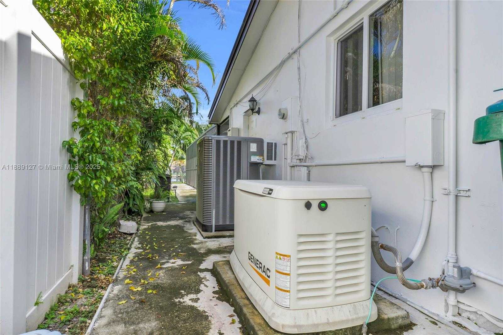 Small Image of 7211 BAMBOO ST, Miami Lakes Number 41