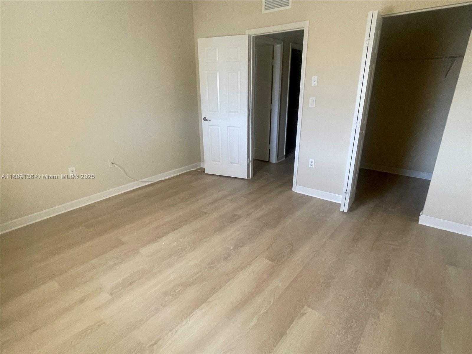 Small Image of 8885 SOUTH WEST 227TH TER, Cutler Bay Number 18