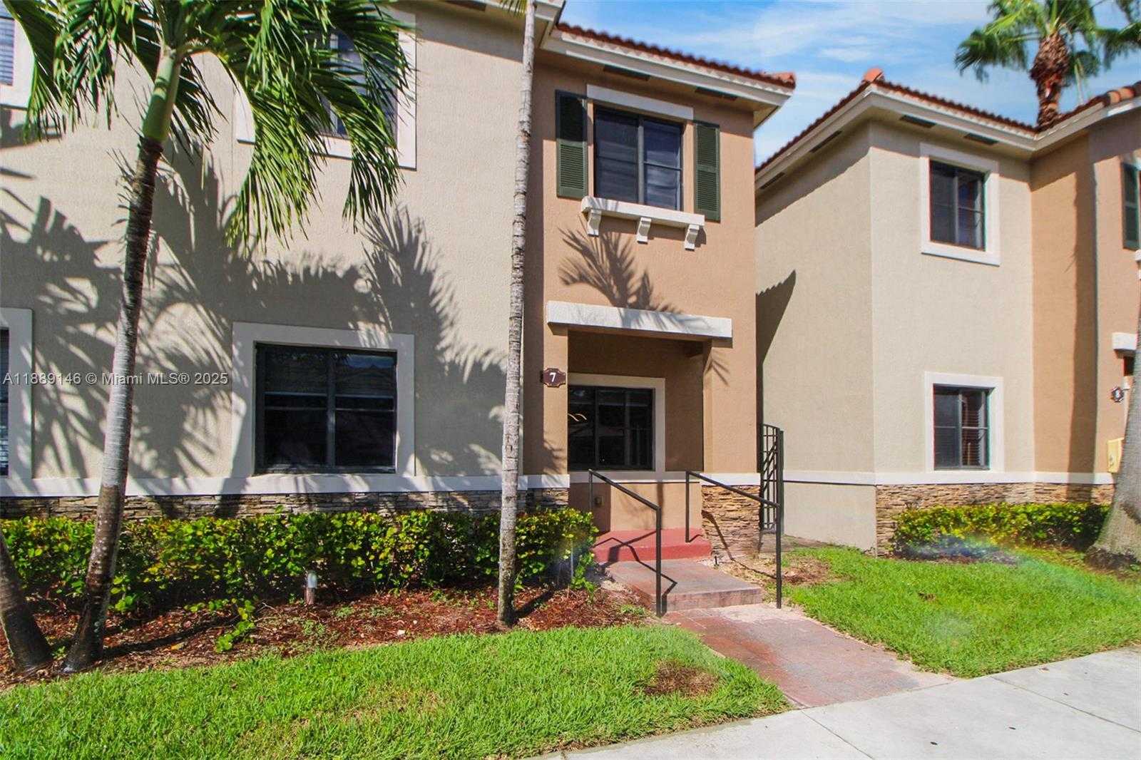 Small Image of 22511 SOUTH WEST 88TH PL, Cutler Bay Number 3