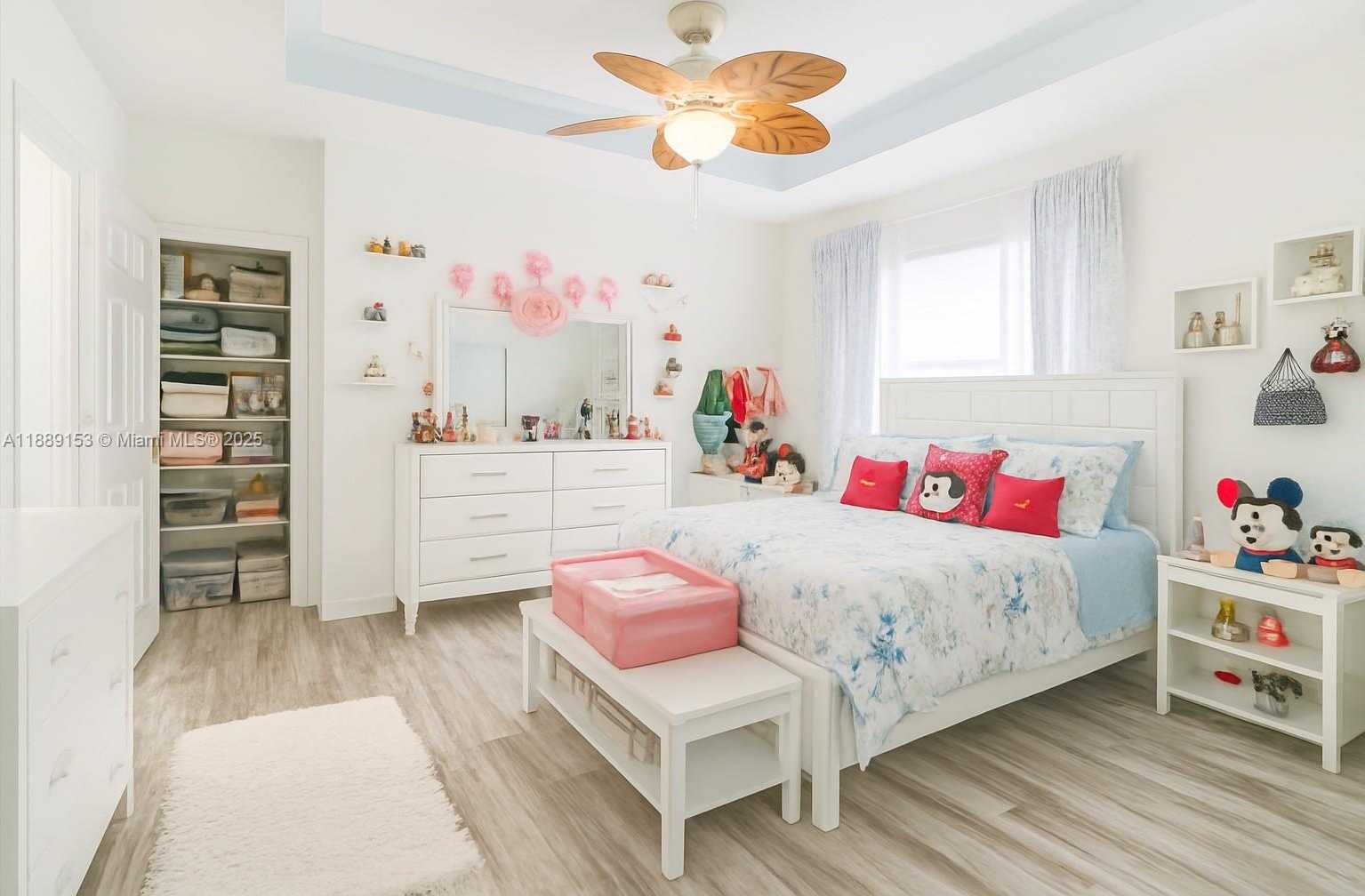 Small Image of 24042 SOUTH WEST 114TH PL, Homestead Number 5