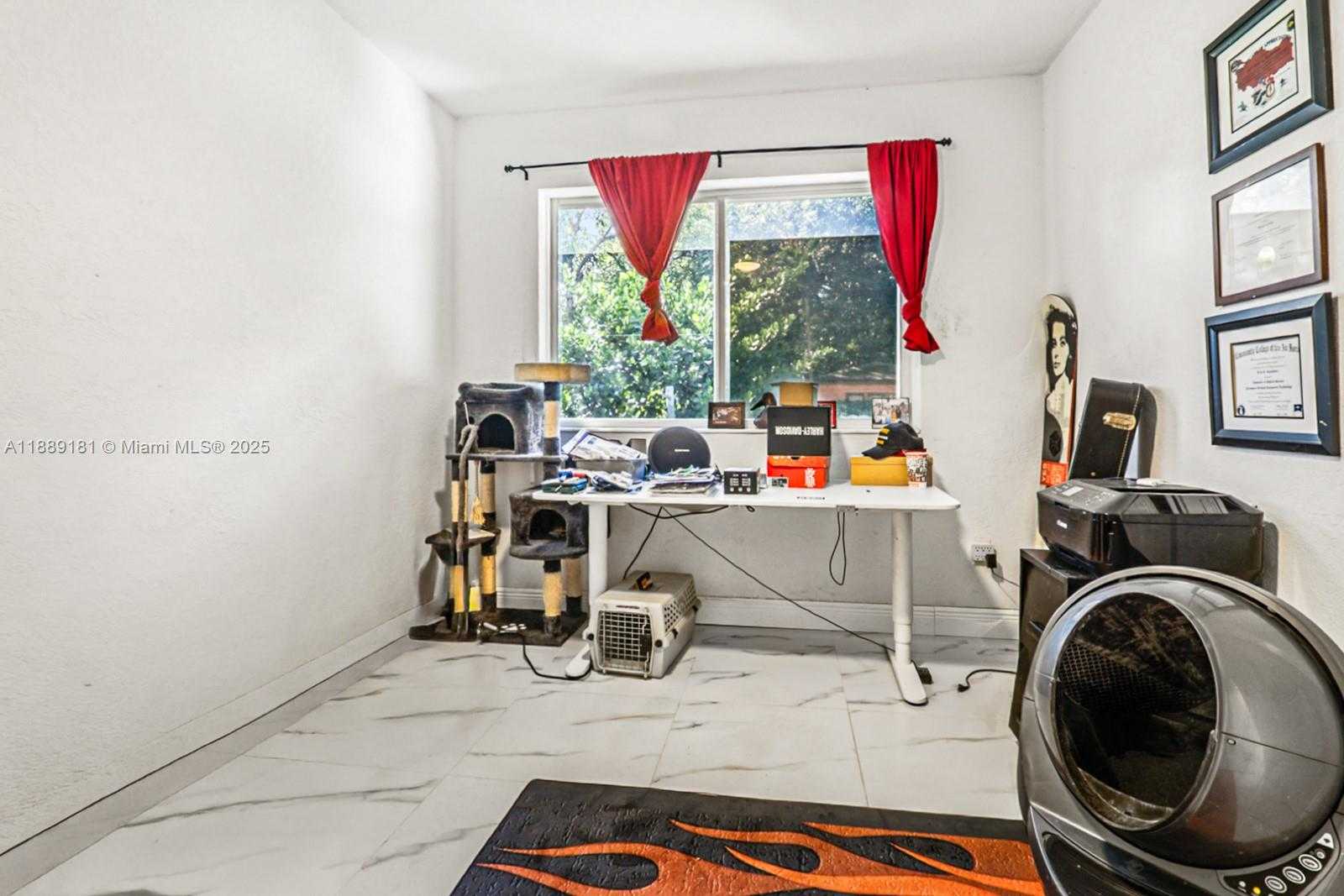 Small Image of 4220 NORTH WEST 23RD AVE, Miami Number 11