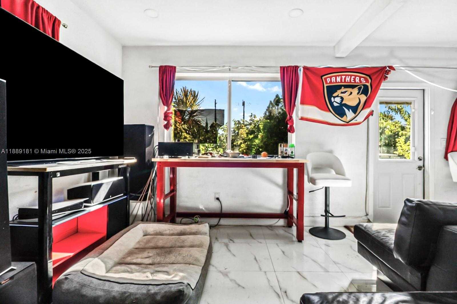 Small Image of 4220 NORTH WEST 23RD AVE, Miami Number 7