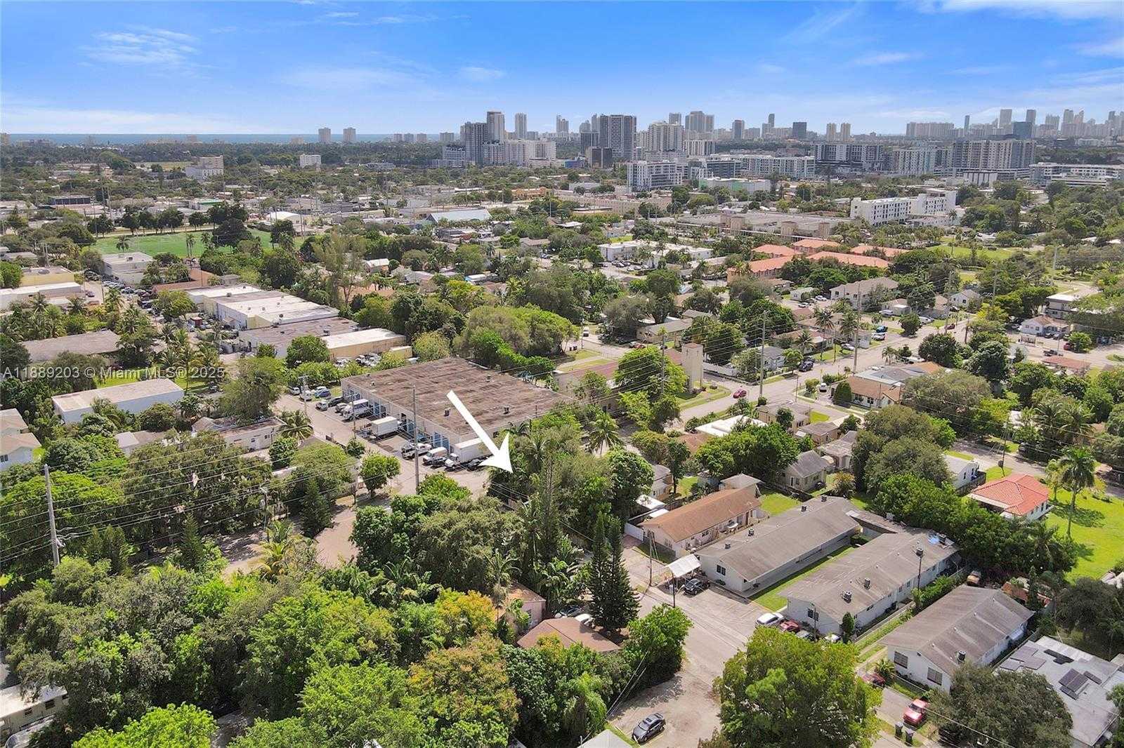 Small Image of 1024 NORTH 24TH AVE, Hollywood Number 14