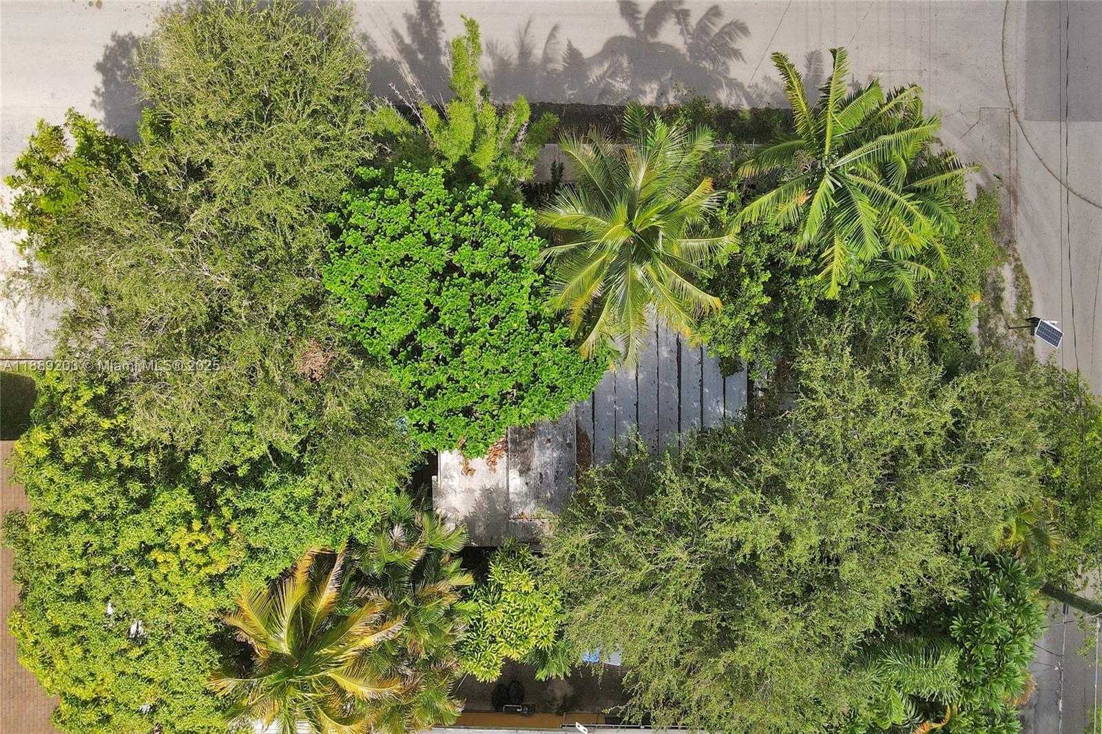 Small Image of 1024 NORTH 24TH AVE, Hollywood Number 15