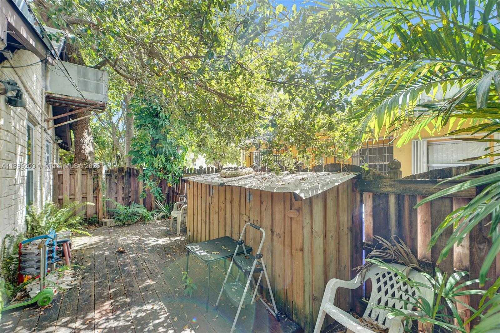 Small Image of 1024 NORTH 24TH AVE, Hollywood Number 35