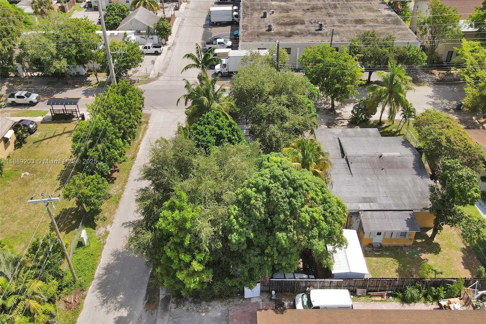 Small Image of 1024 NORTH 24TH AVE, Hollywood Number 8