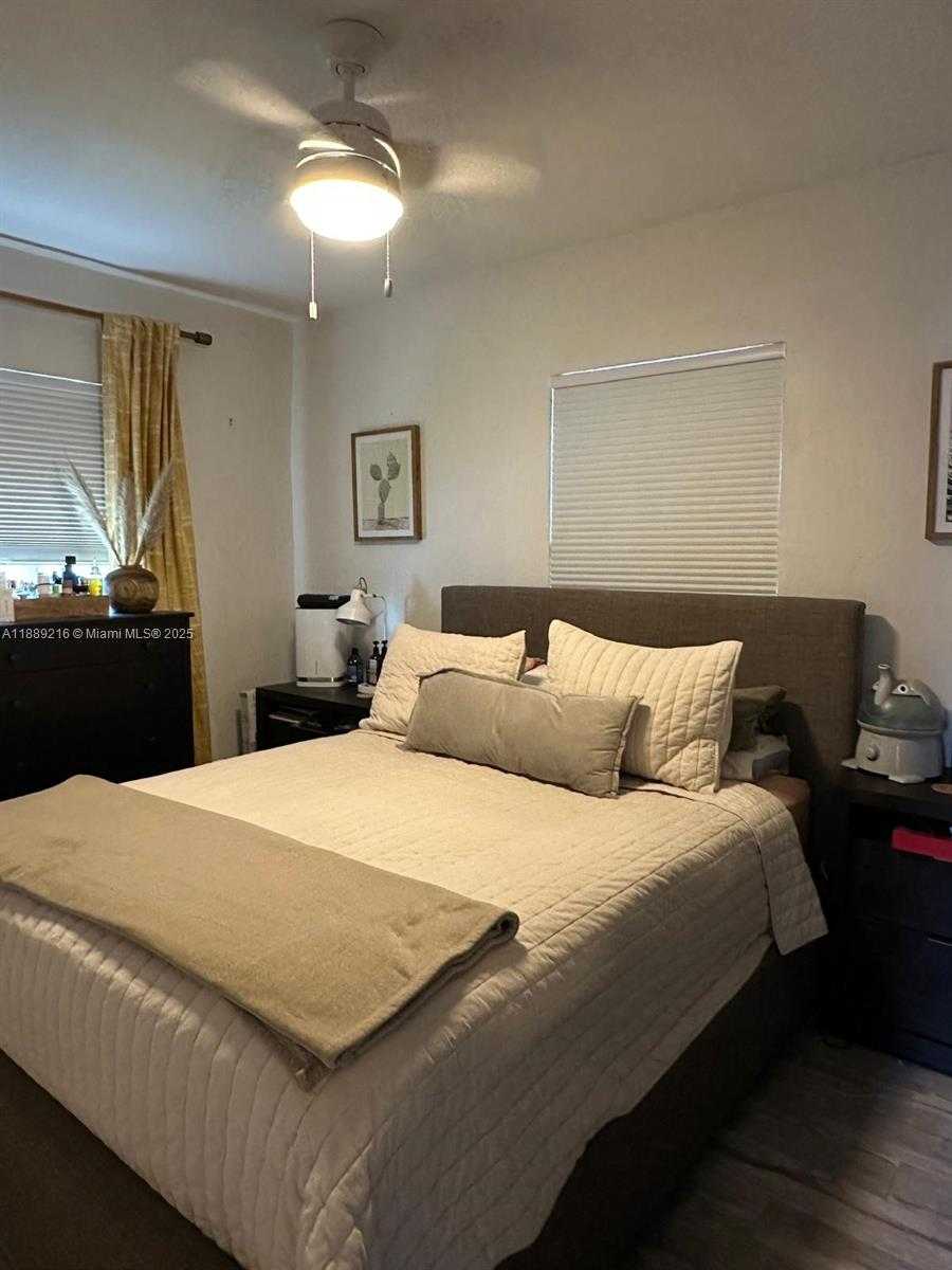 Small Image of 651 EAST 38TH ST, Hialeah Number 24