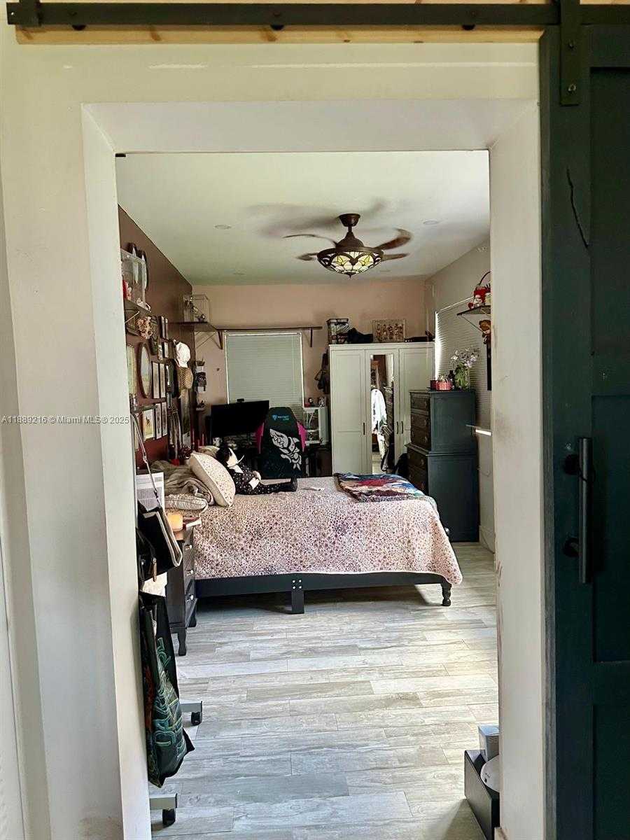 Small Image of 651 EAST 38TH ST, Hialeah Number 28