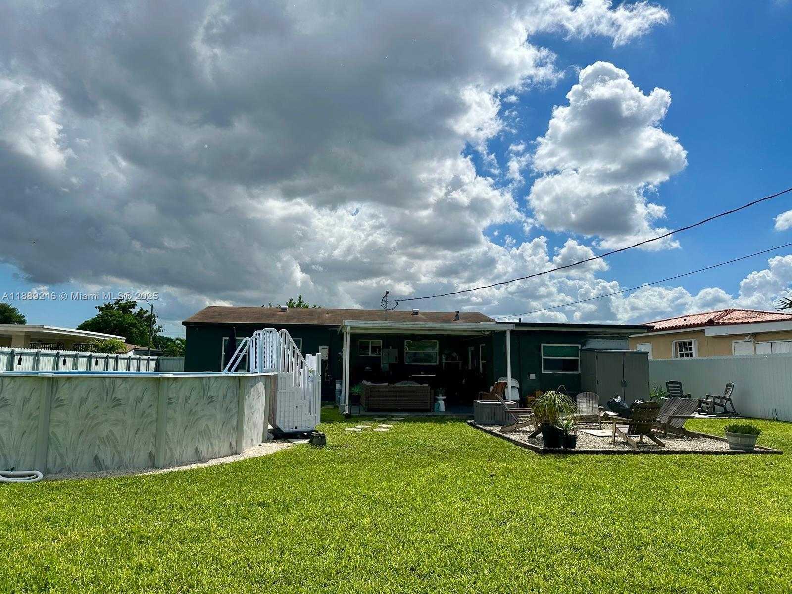 Small Image of 651 EAST 38TH ST, Hialeah Number 32