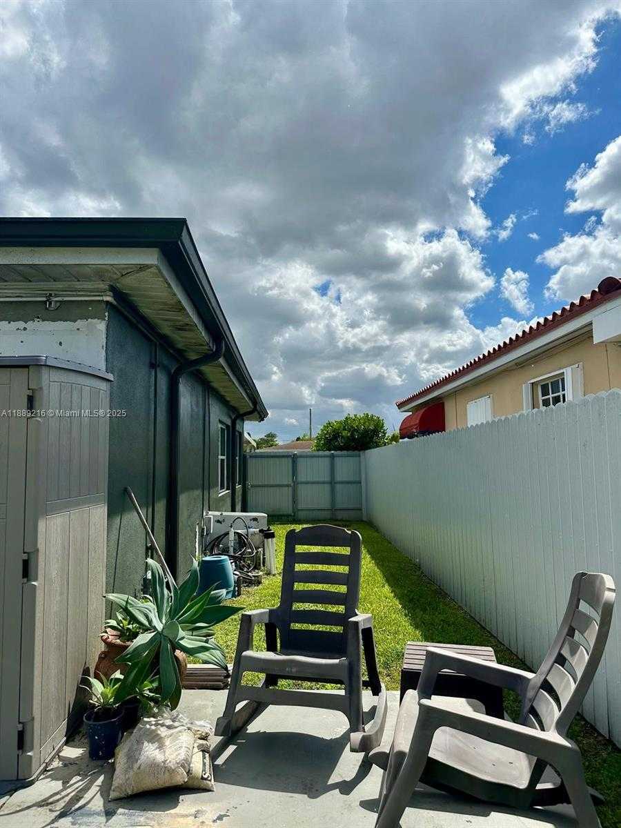 Small Image of 651 EAST 38TH ST, Hialeah Number 38