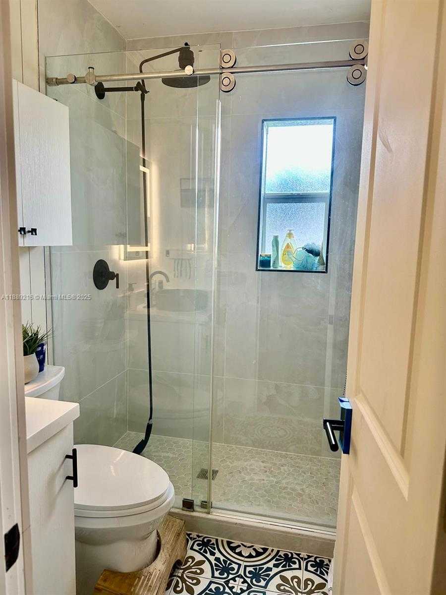 Small Image of 651 EAST 38TH ST, Hialeah Number 55