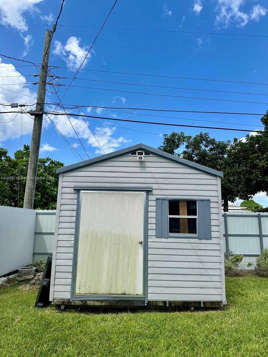 Small Image of 651 EAST 38TH ST, Hialeah Number 66