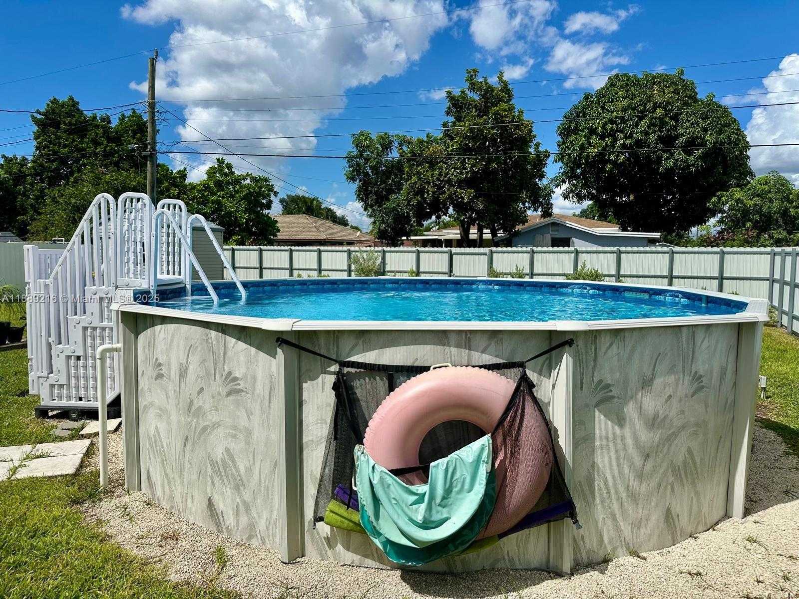 Small Image of 651 EAST 38TH ST, Hialeah Number 69