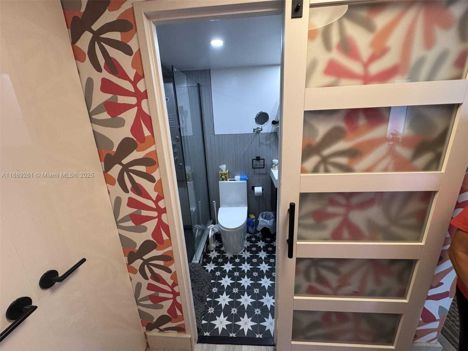 Small Image of 3001 SOUTH OCEAN DR UNIT 907, Hollywood Number 10