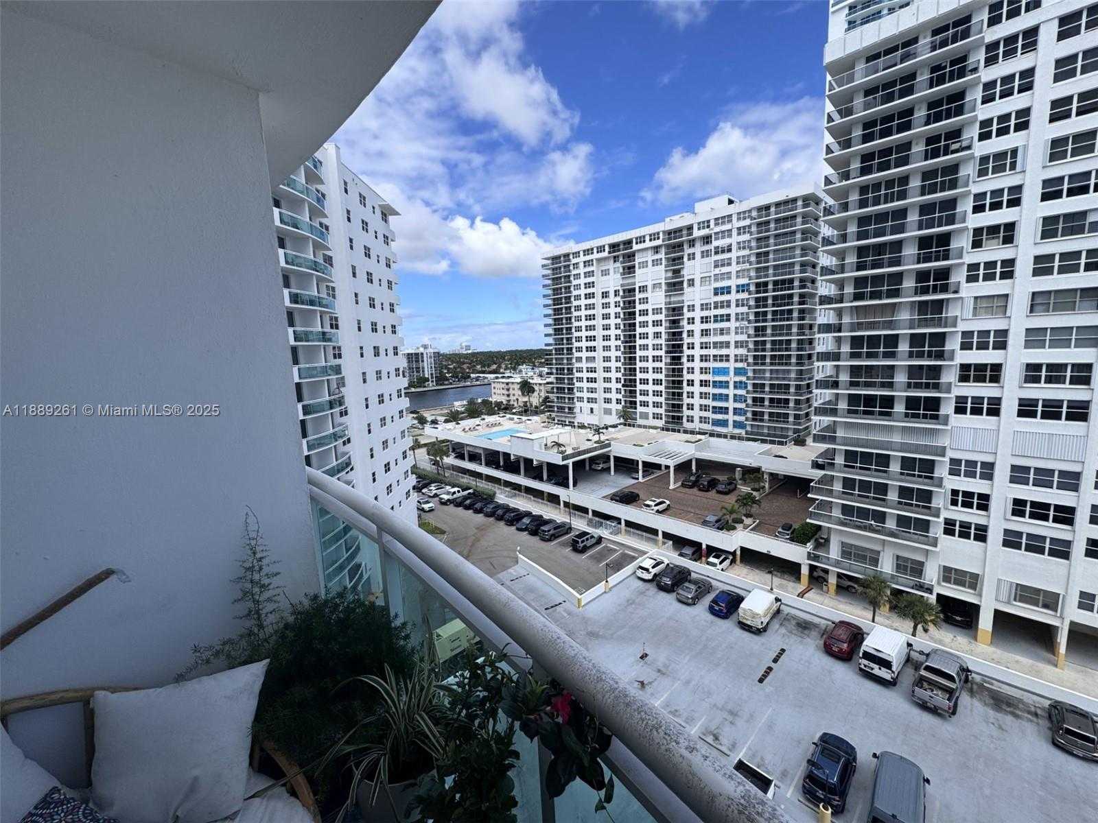 Small Image of 3001 SOUTH OCEAN DR UNIT 907, Hollywood Number 13